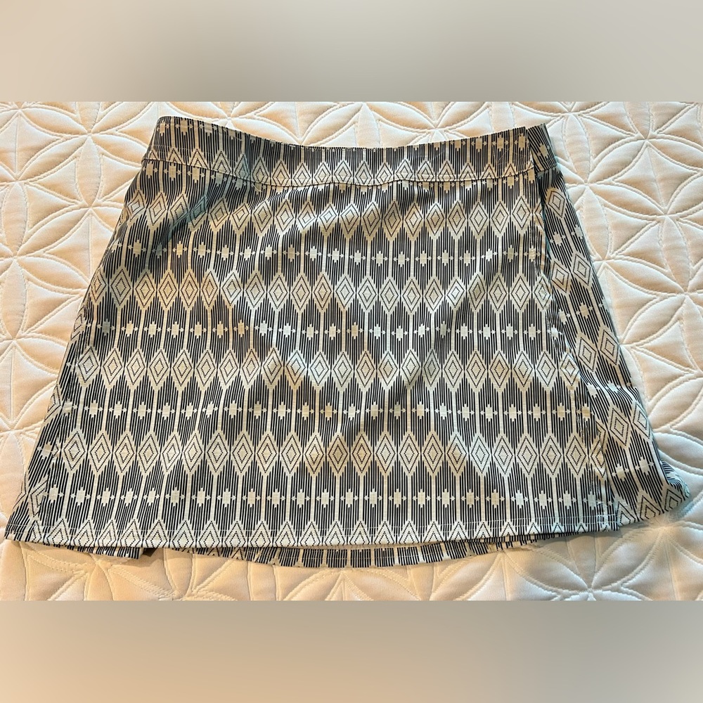 Rip Skirt Hawaii. Length 1. Size L